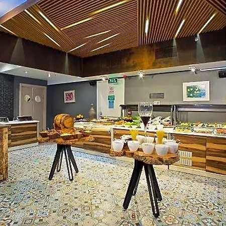 Taxim Lounge 4*